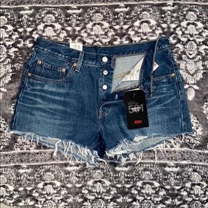 Levi’s Mid Rise Shorts